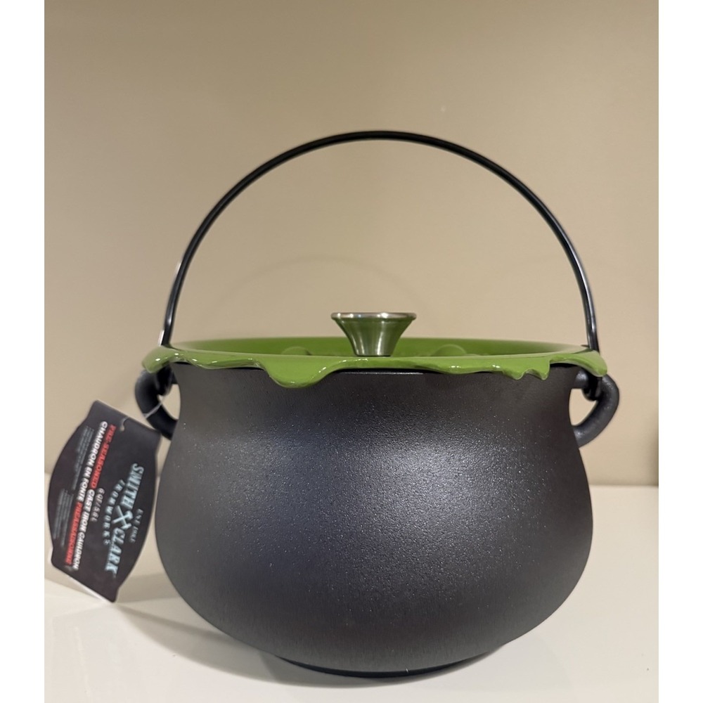 Smith & Clark 6QT Pre-Seasoned Cast Iron Cauldron Green Bubbling Lid Halloween